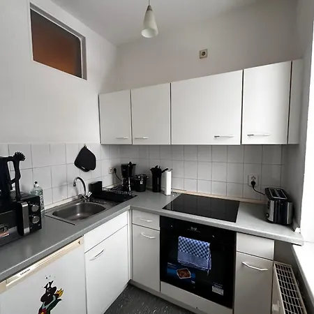 2-zi-wohnung Und Parkplatz Für Geschäftsreisende * Rüdersdorf bei Berlin