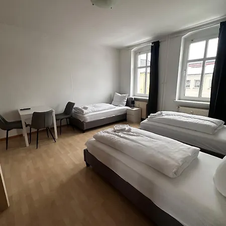 2-zi-wohnung Und Parkplatz Für Geschäftsreisende * Rudersdorf