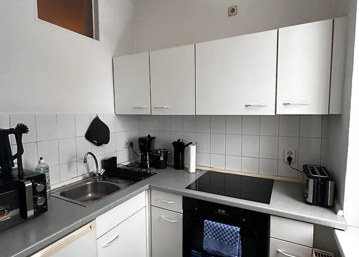 2-zi-wohnung Und Parkplatz Für Geschäftsreisende * Rüdersdorf bei Berlin