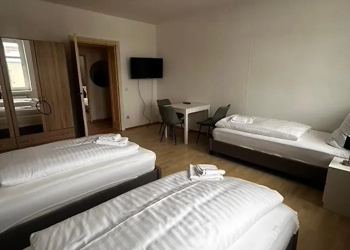 2-zi-wohnung Und Parkplatz Für Geschäftsreisende